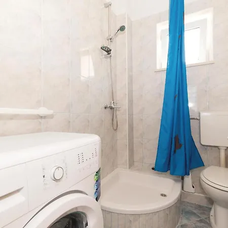 Two-bedroom Kastel Kambelovac 03 * Kaštela