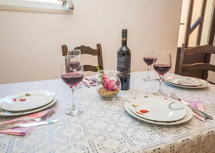 Two-bedroom Kastel Kambelovac 03 * Kaštela