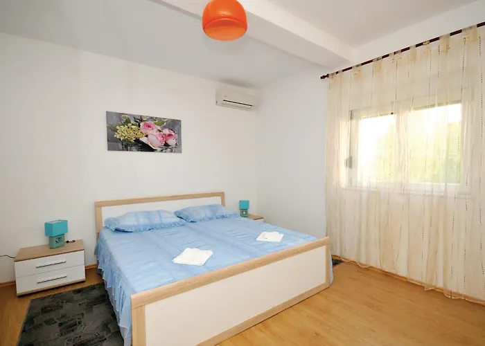 Appartamento Two-bedroom Kastel Kambelovac 03